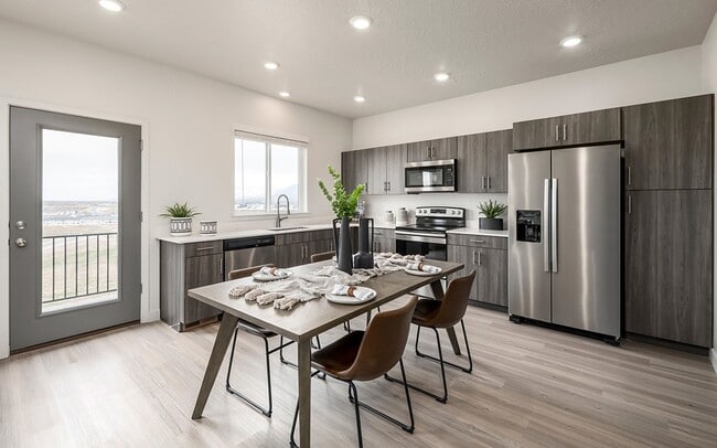 Foto del edificio - Banner Hill Townhomes