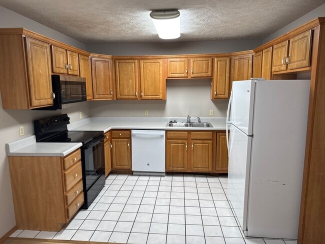 Foto del edificio - Southside! 2 Bedroom 2 Bath Duplex!  $995