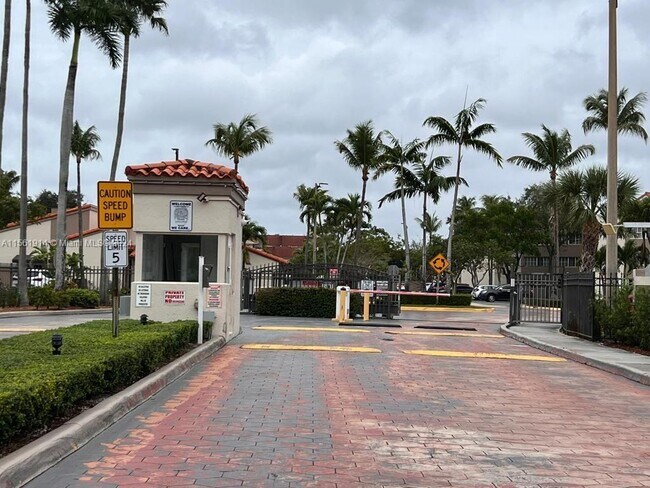 Foto del edificio - 6045 NW 186th St