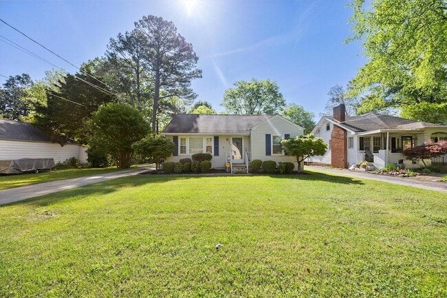 Building Photo - 108 S St Marks Ave