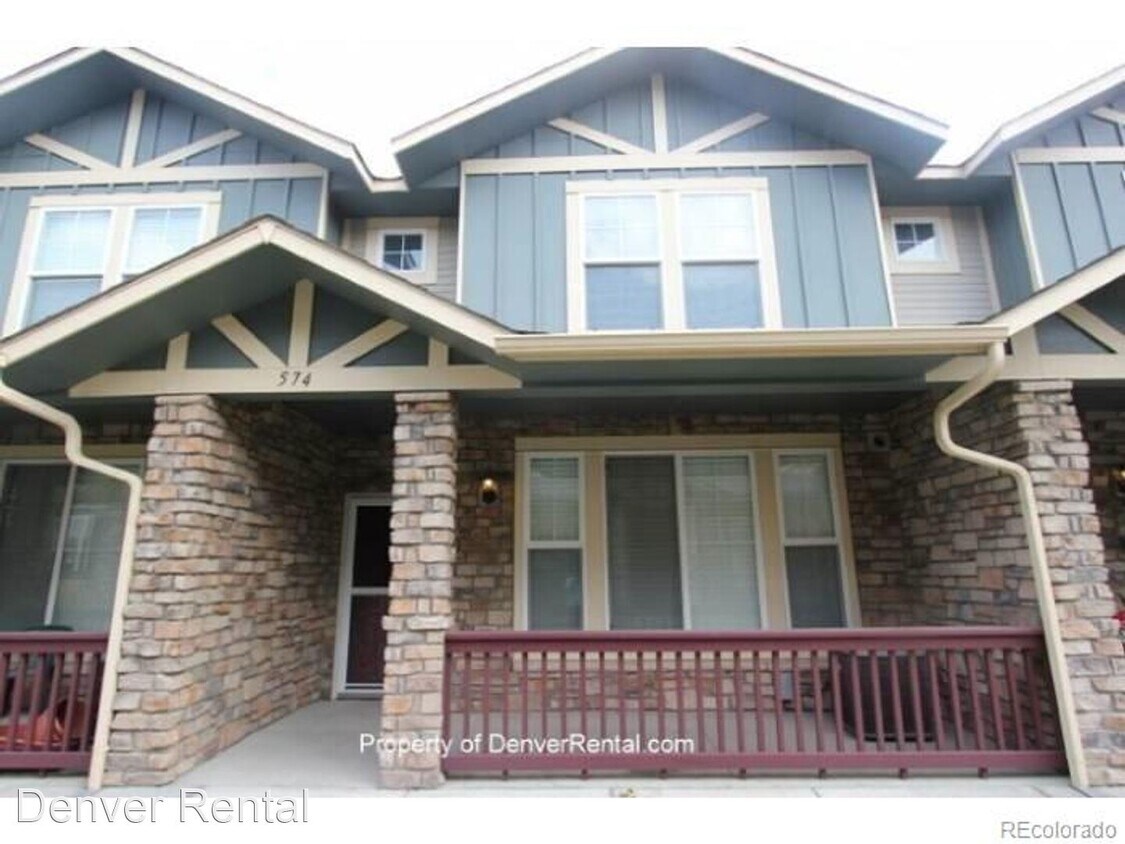Primary Photo - 2 br, 2.5 bath House - 574 S Mobile Pl