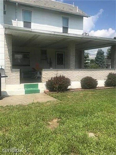 Foto del edificio - 2 br, 1 bath Apartment - 1407 Main Street 2