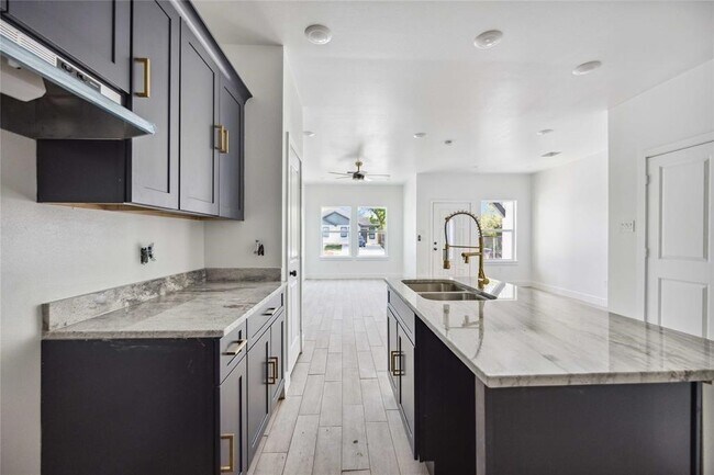 Foto del edificio - 5122 Southwind St