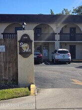 Building Photo - 205 Palmetto Ave