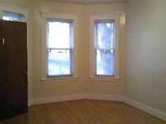 Building Photo - 59 Linden St