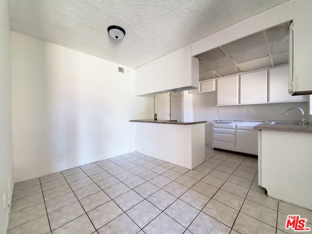 Foto del edificio - 1219 E Pasadena St