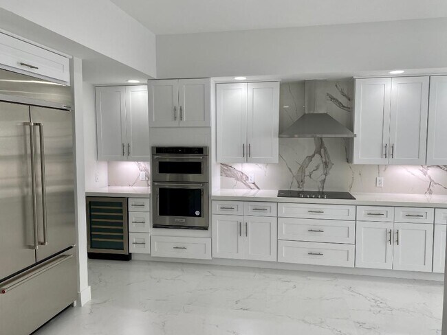 Dunes kitchen - 385 Sea Grove Ln