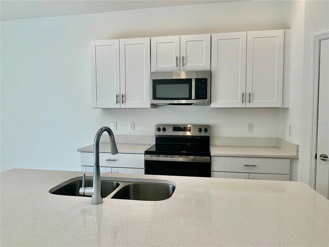 Building Photo - 3019 Novara Ln