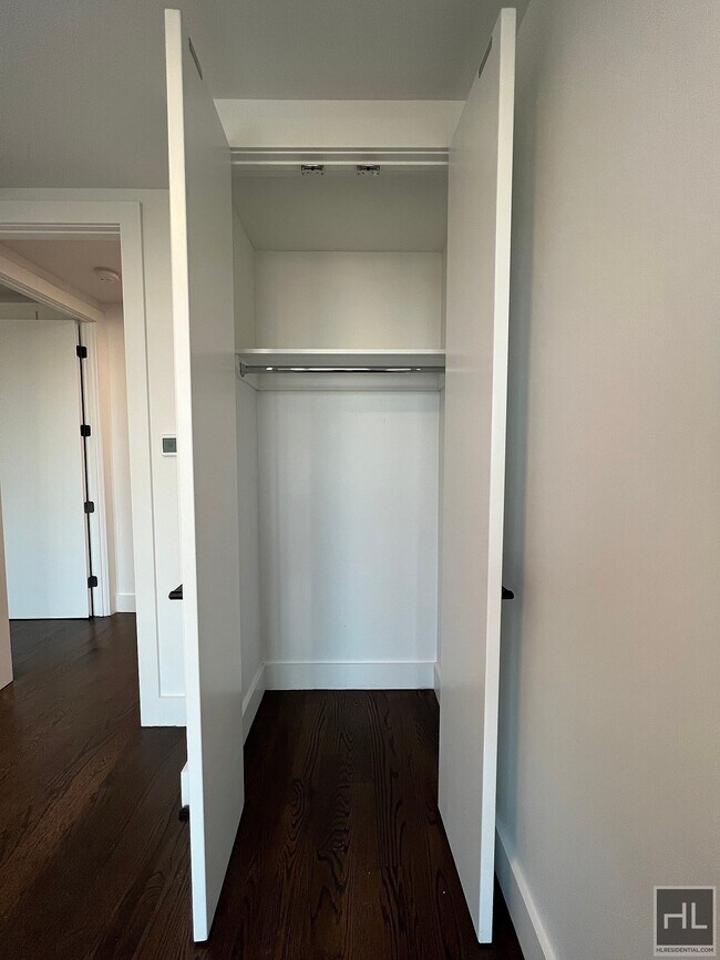 Foto del edificio - NEW YORK AVENUE