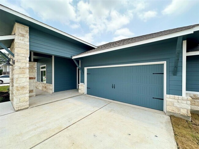 Building Photo - 160 Crawford