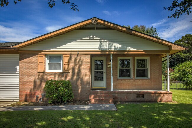 Foto del edificio - 105 Sandy Ln