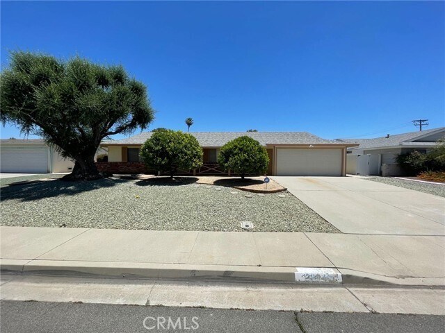 Foto principal - 28940 Portsmouth Dr
