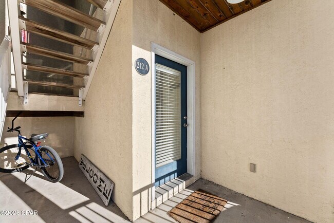 Building Photo - 212 Bonita Cir