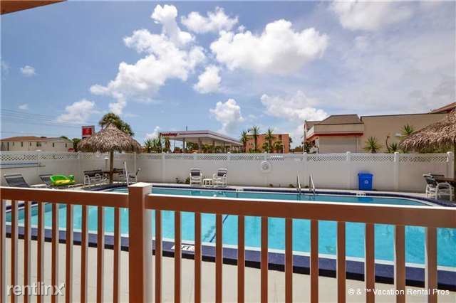 Building Photo - 14251 Gulf Blvd