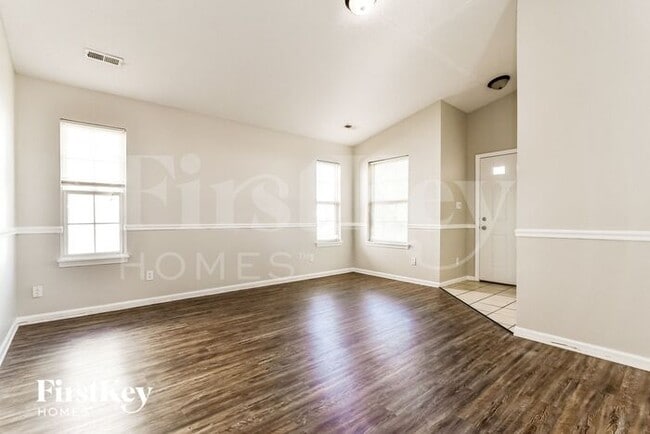 Building Photo - 5133 Sandy Forge Dr