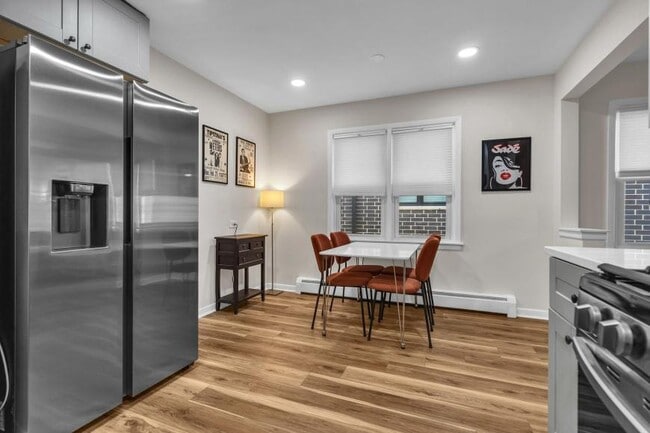Building Photo - 1 bedroom in Chicago IL 60630