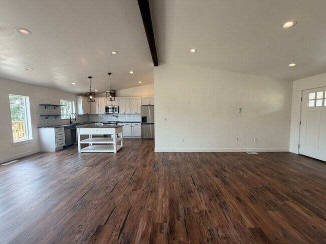 Building Photo - 3063 Conarty Rd