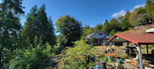 Foto del edificio - 101 Pollock Dr