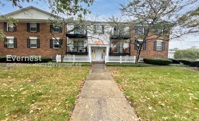 Building Photo - 5245 Portland St