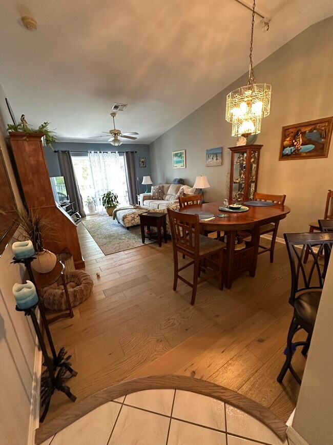 Foto del edificio - 14503 Lakewood Trace Ct