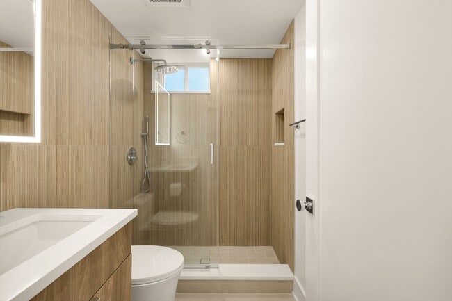 Interior Photo - The Windsor - Kalorama
