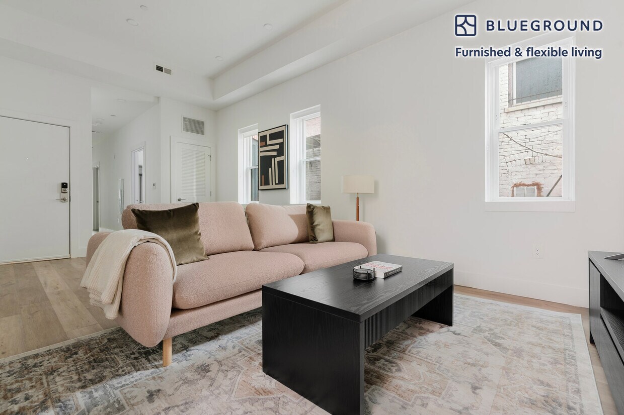 Foto principal - 1321 Rhode Island Ave NW