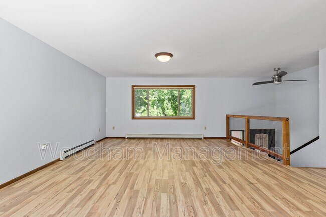 Building Photo - 3020 Healy Ave