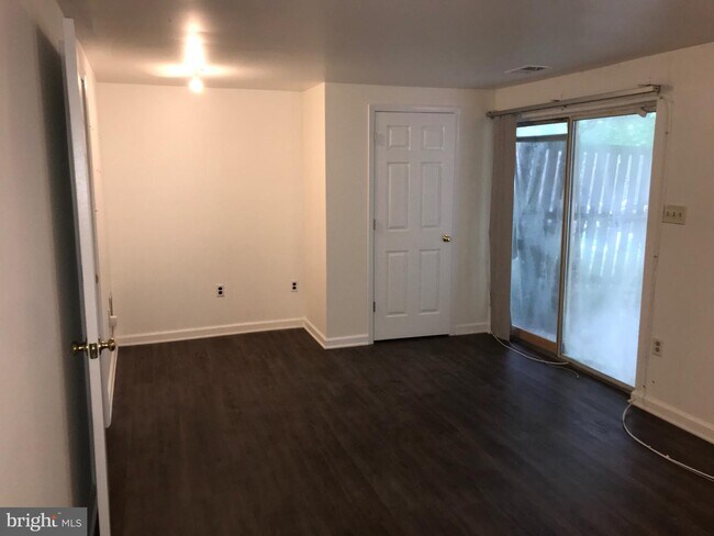 Building Photo - 4424 Starling Ct