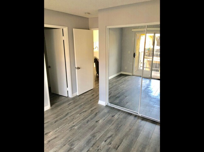 Foto del edificio - 2166 Chestnut Ave