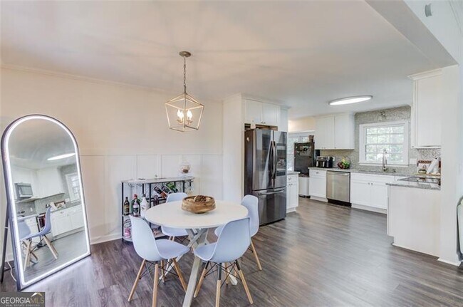 Foto del edificio - 3152 Westbrook Pl SW