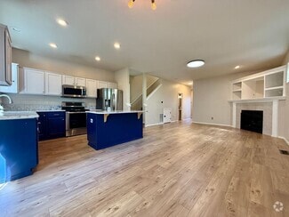 Building Photo - 17610 SW Falling Leaf Ct