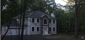 Building Photo - 241 Clubhouse Dr