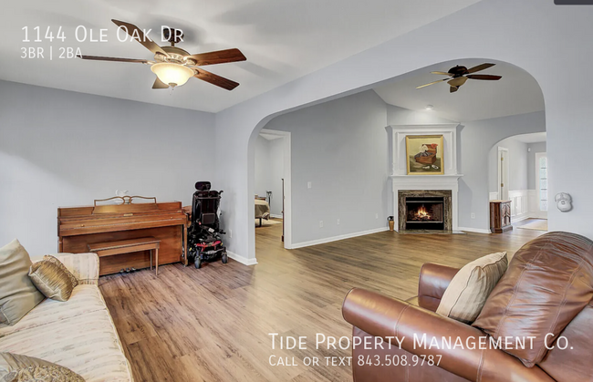 Building Photo - 1144 Ole Oak Dr