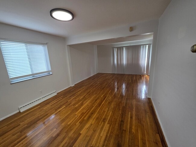 Building Photo - 1665 Shatto Ave