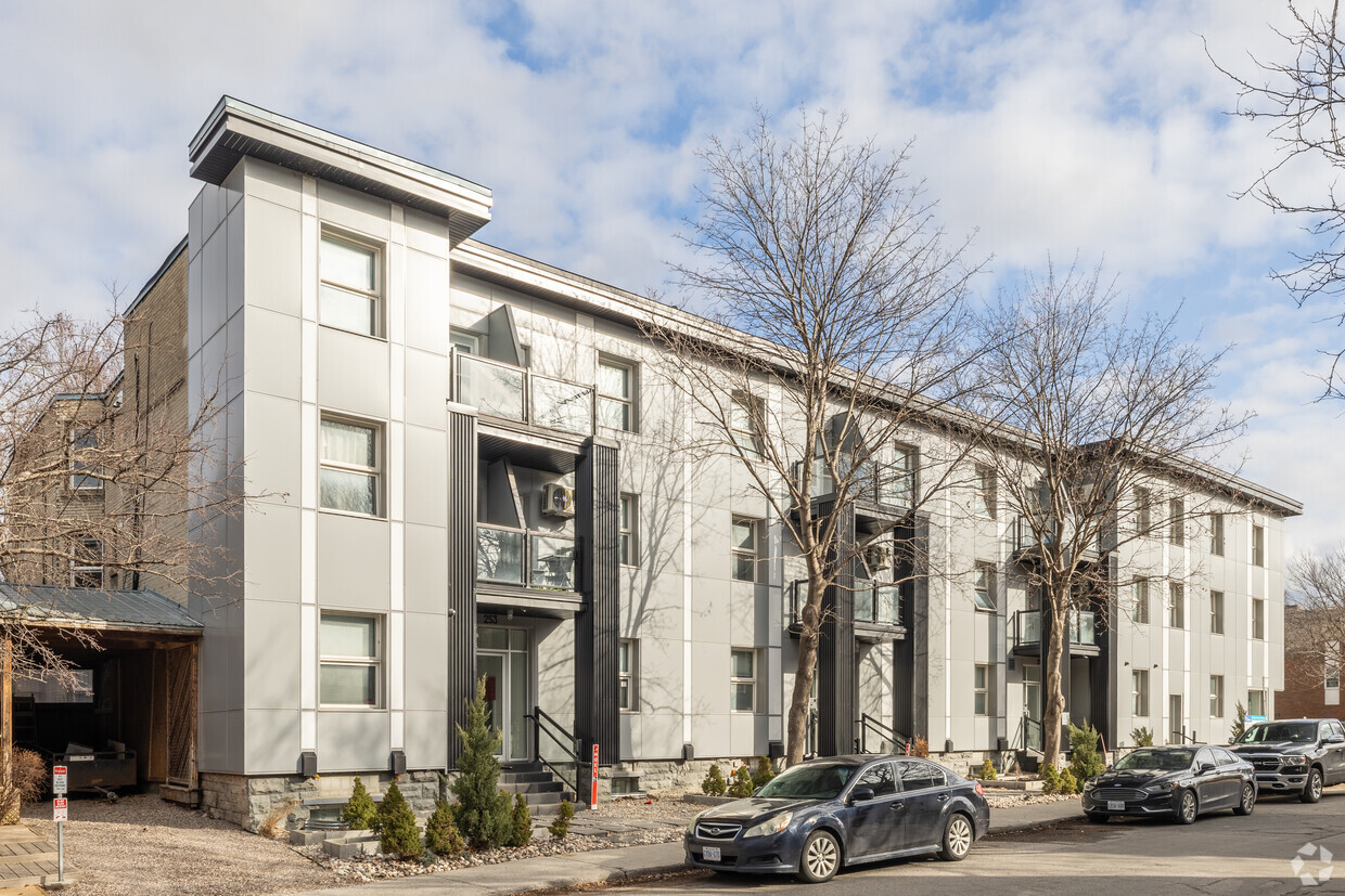 Building Photo - 253-259 York St