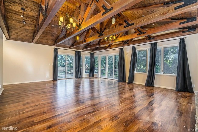 Building Photo - 4 br, 5 bath House - 1018 W Orange Grove Ave