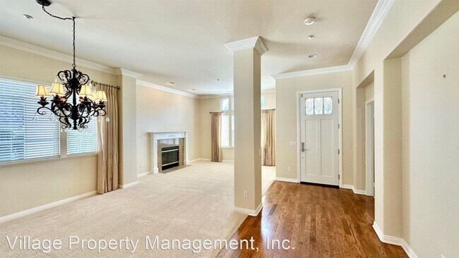 Foto del edificio - 3 br, 2.5 bath House - 619 Inverlochy Drive