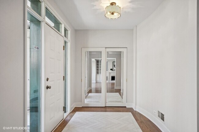 Foto del edificio - 1437 S Prairie Ave