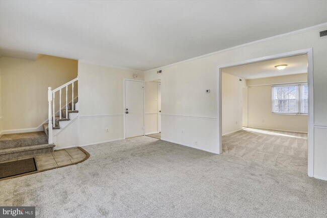 Building Photo - 1752 Whitfield Ct