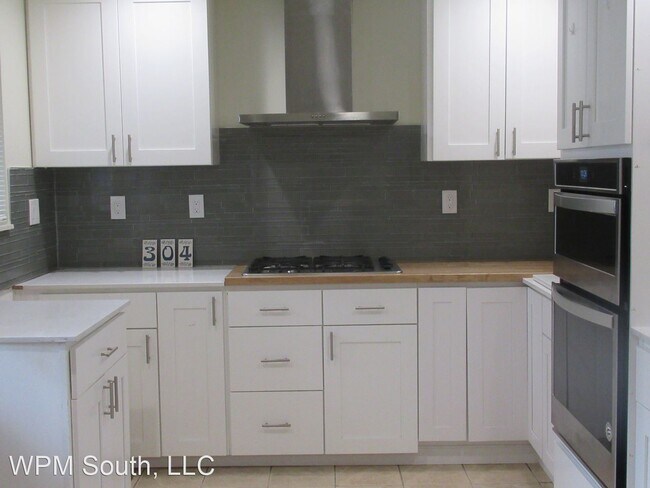 Building Photo - 3 br, 1.5 bath House - 304 1st Ave E.