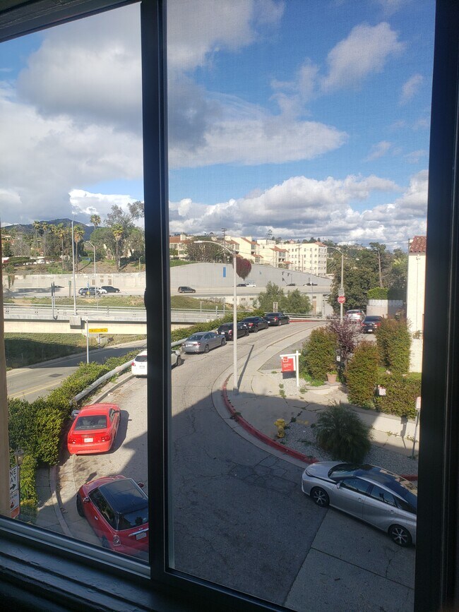 Chateau Alto Nido Apartments Apartments Los Angeles, CA