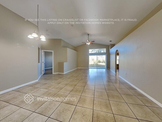 Foto del edificio - 971 Kenbar St