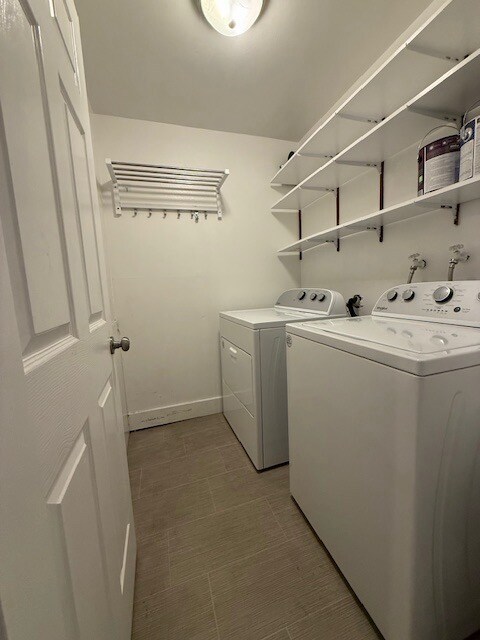 Foto del edificio - 20620 76th Ave W