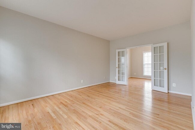 Building Photo - 12798 Thacker Hill Ct