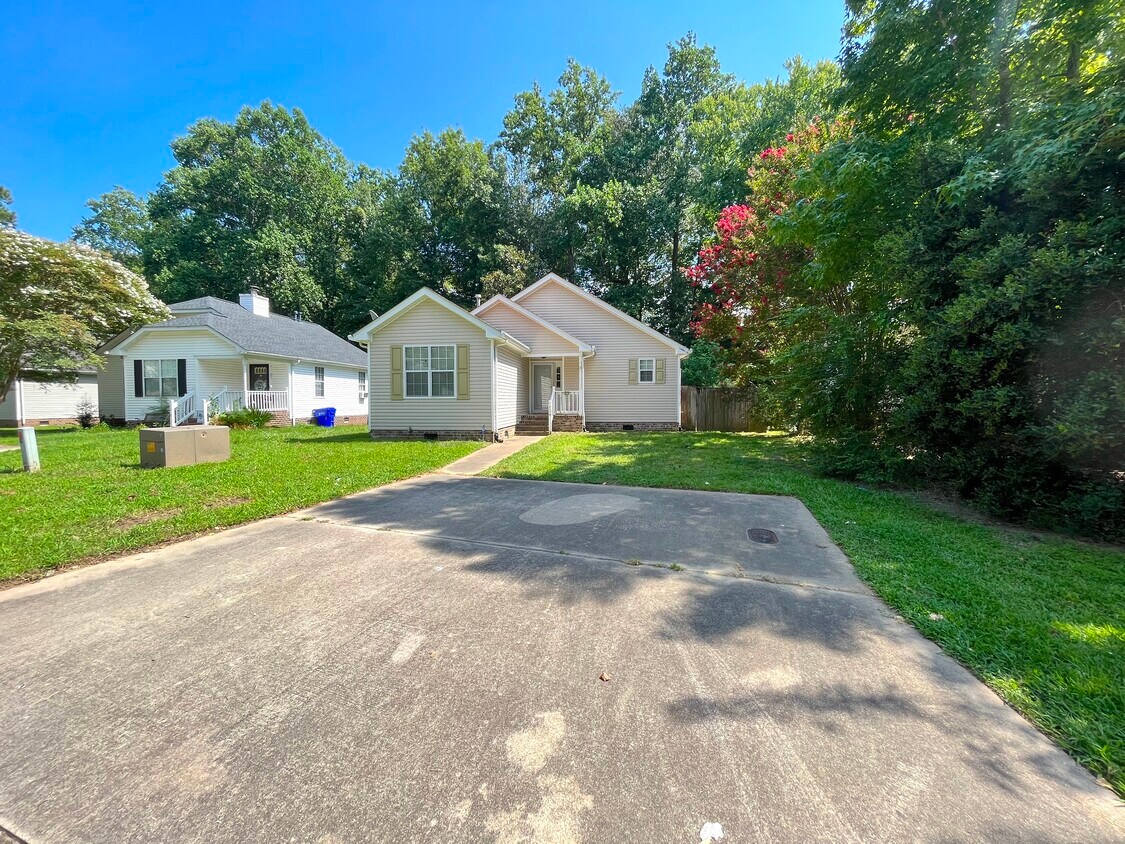 124 Mallard Dr, Suffolk, VA 23434 House Rental in Suffolk, VA