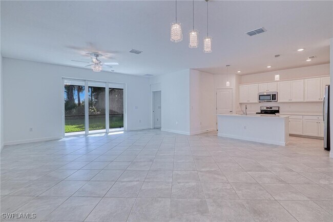 Building Photo - 9146 Leatherwood Loop
