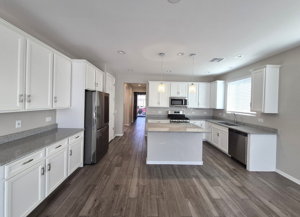 Foto principal - 7742 S Long Pond Walk Way