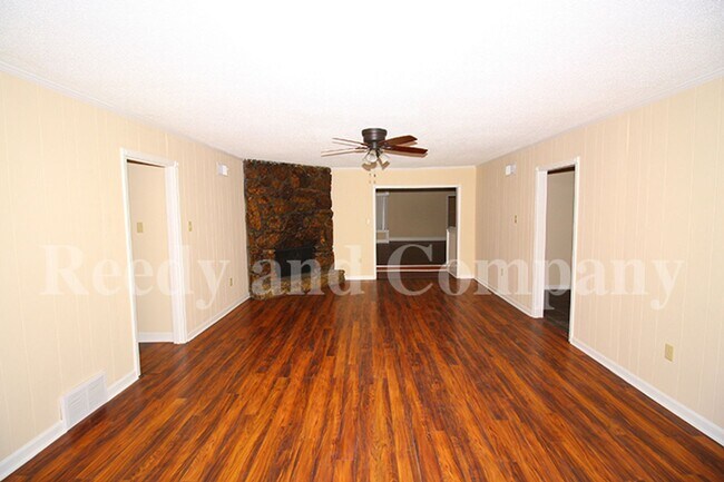 Foto del edificio - 3340 Morningview Dr