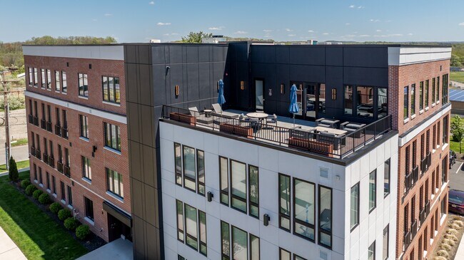 Building Photo - Water Street Lofts