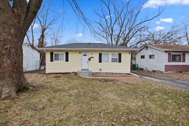 Photo - 10521 Duke Dr House